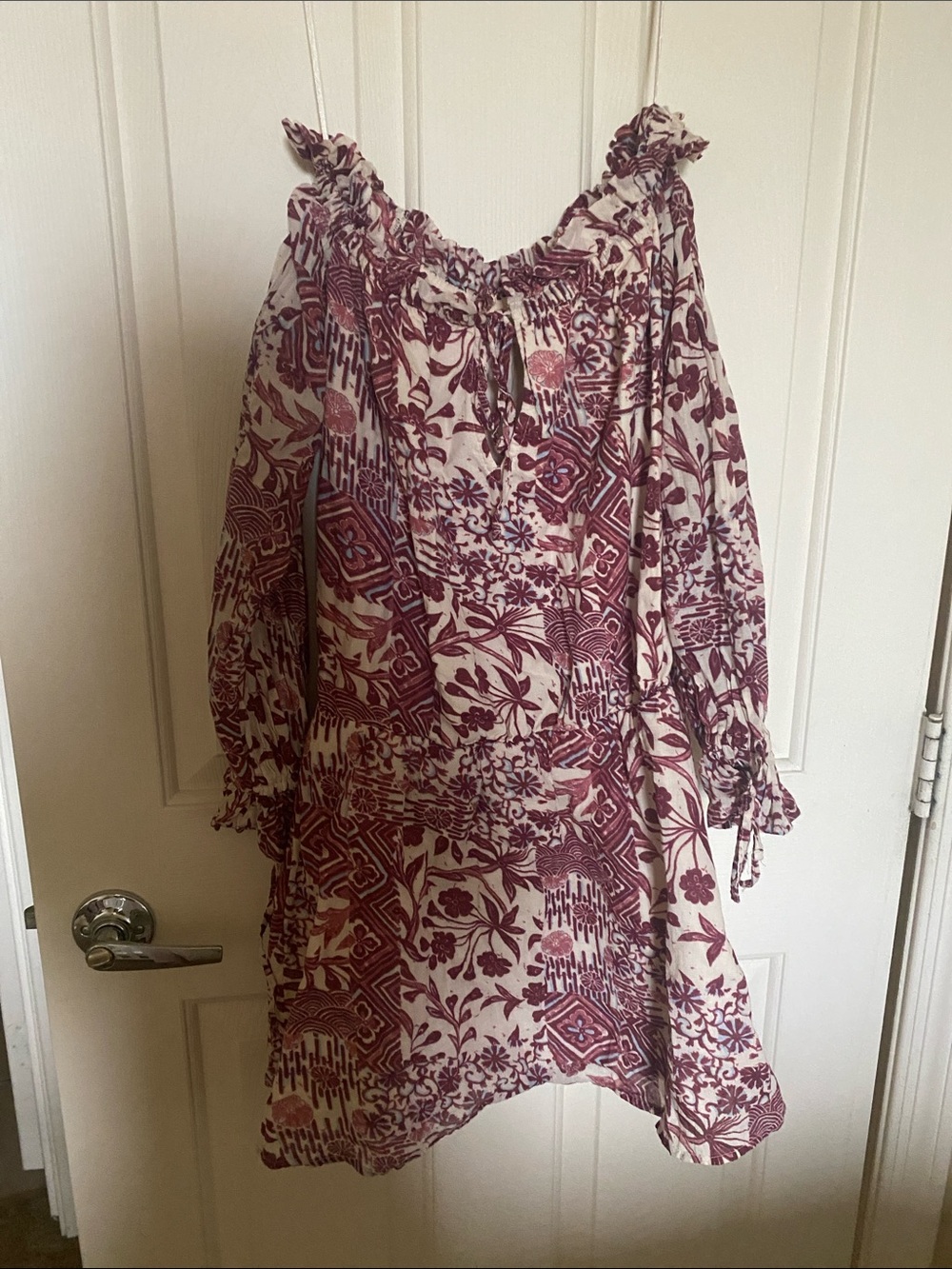 Abercrombie & Fitch Cream and Wine Floral Mini Dress